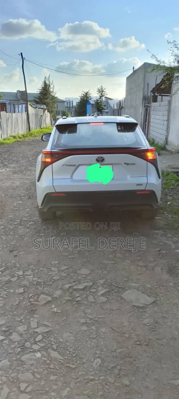 Toyota bZ4X 71.4 kWh FWD 2022 White