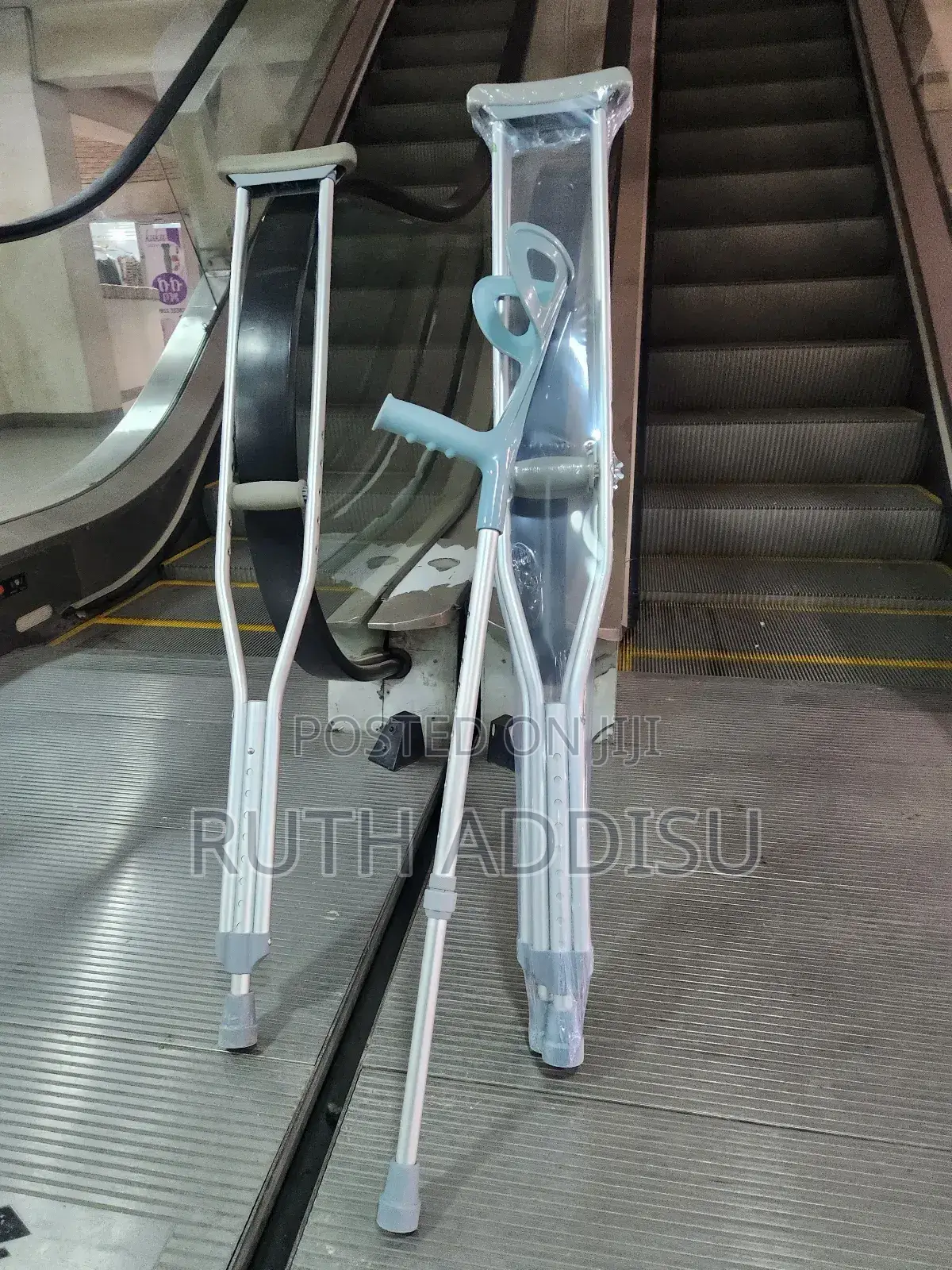 Axillary Bilateral Crutches鳵我crutches朱槿crutches寯你crutches建議crutches
