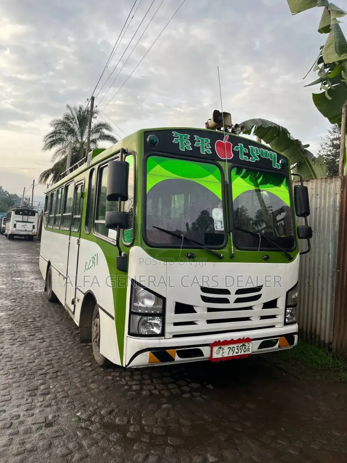 Isuzu NMR 2020 White