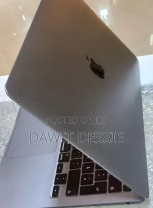 New Laptop Apple MacBook Air 2020 8GB Intel Core I5 SSD 256GB