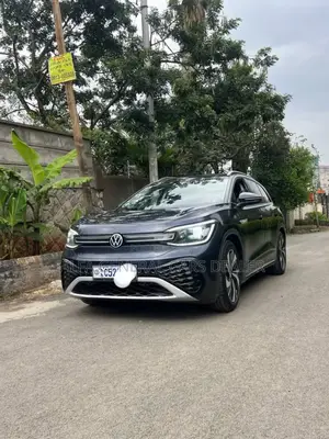 Photo - Volkswagen ID.6 2022 Blue