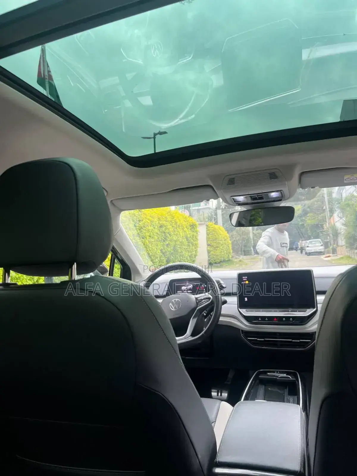 Volkswagen ID.6 2022 Blue