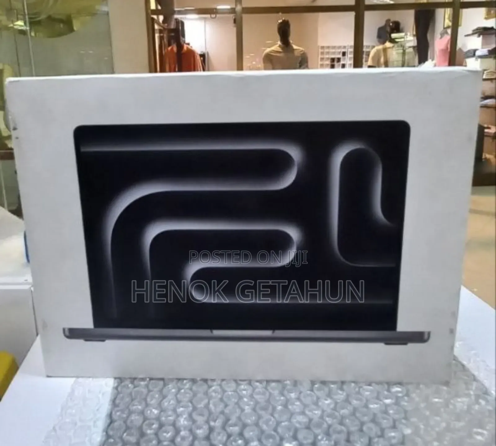 New Laptop Apple MacBook Pro 2023 M3 Pro 14-Inch 8GB Apple M3 SSD 512GB