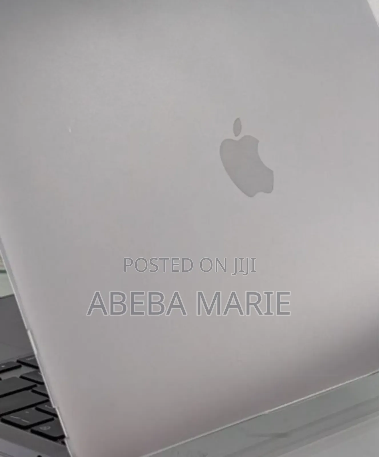 New Laptop Apple MacBook Pro M1 8GB Apple M1 Pro SSD 256GB