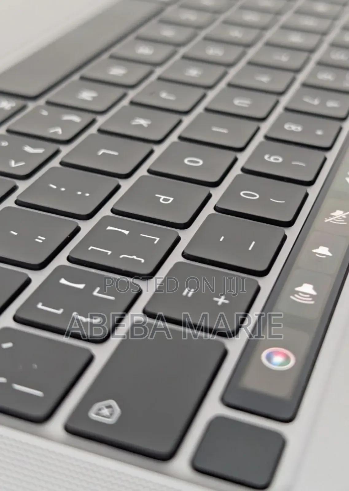 New Laptop Apple MacBook Pro M1 8GB Apple M1 Pro SSD 256GB