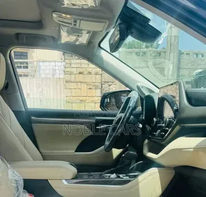 New Toyota Highlander Hybrid 2024 Matt Black