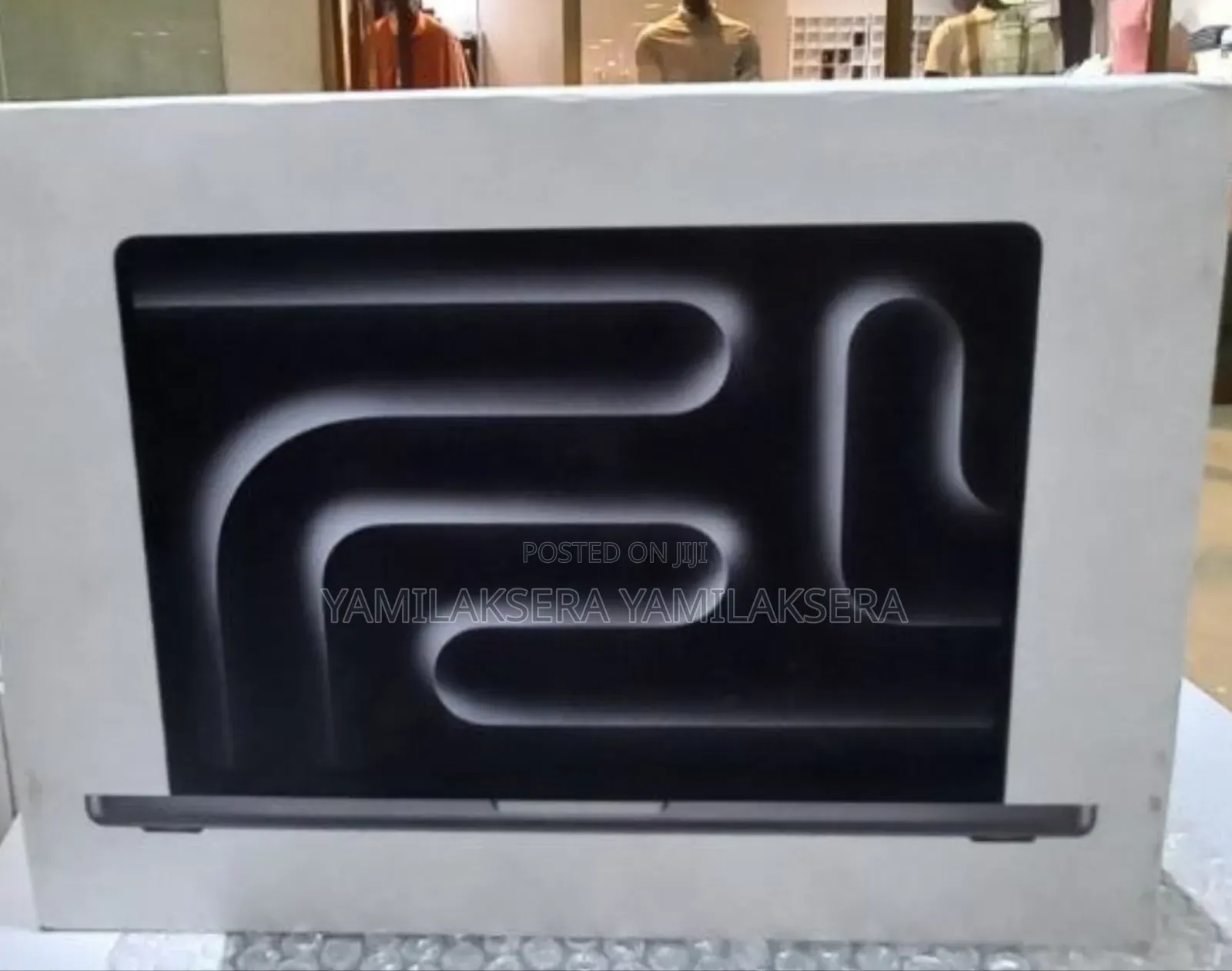 New Laptop Apple MacBook Pro 2024 M3 14-Inch 8GB Apple M3 Pro SSD 512GB