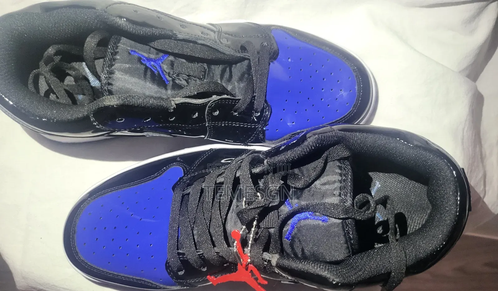 Air Jordan 1 Low Shine