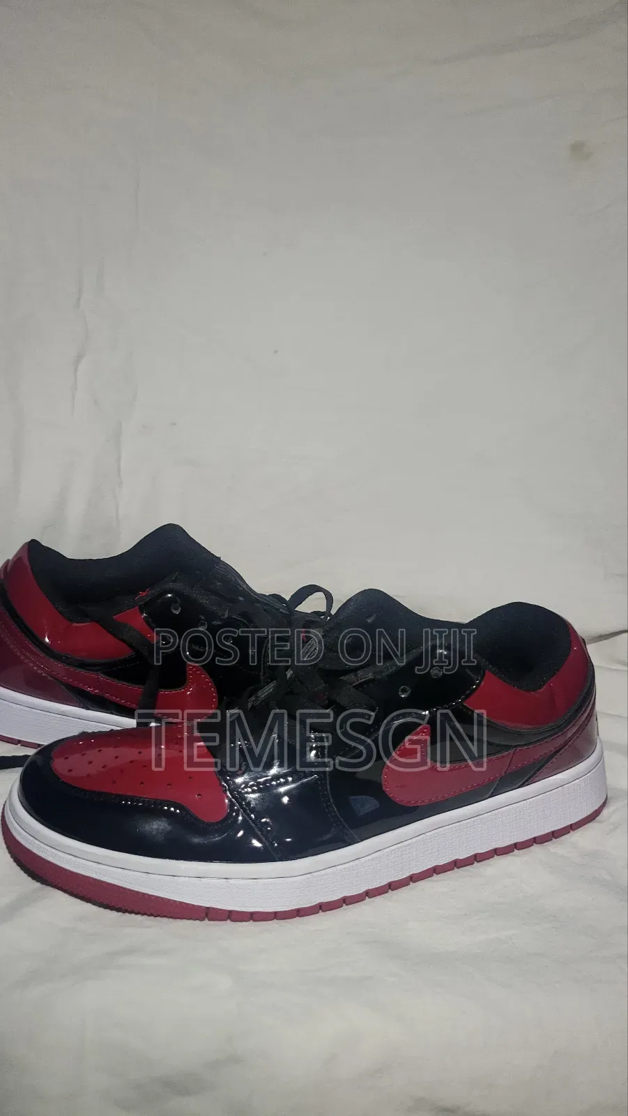 Air Jordan 1 Low Shine