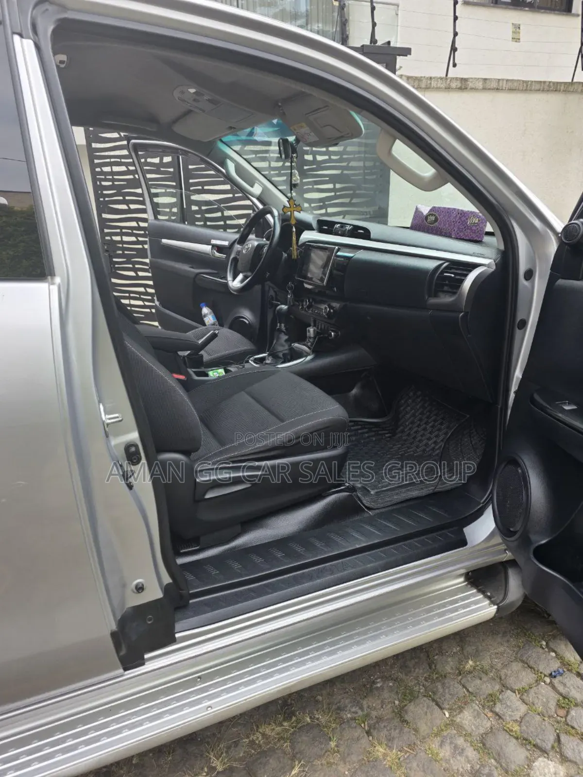 Toyota Hilux 2019 Silver