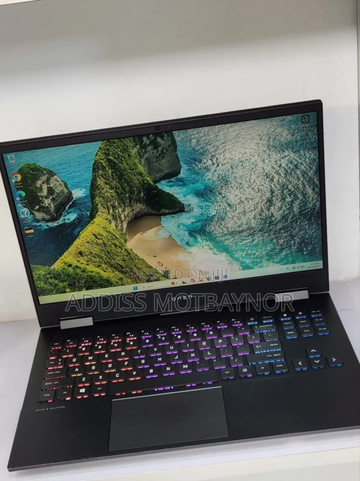 New Laptop HP Omen 15 16GB AMD Ryzen 5 SSD 512GB