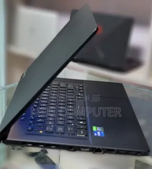 New Laptop Asus ROG Zephyrus G15 16GB Intel Core I7 SSD 1T