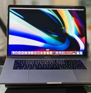 Photo - New Laptop Apple MacBook Pro 2019 32GB Intel Core I9 SSD 512GB