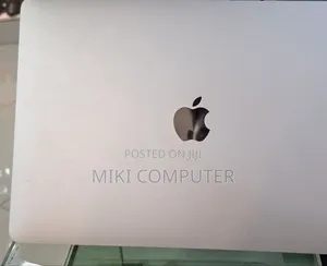 New Laptop Apple MacBook Pro 2022 M2 8GB Intel SSD 512GB