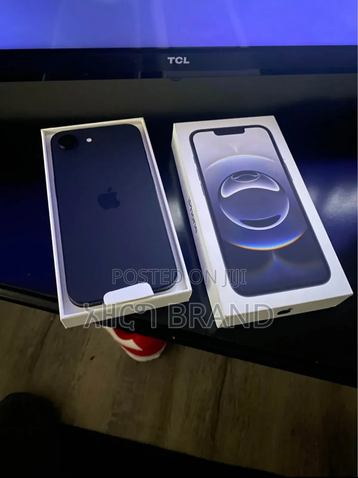 New Apple iPhone 16e 256 GB Black