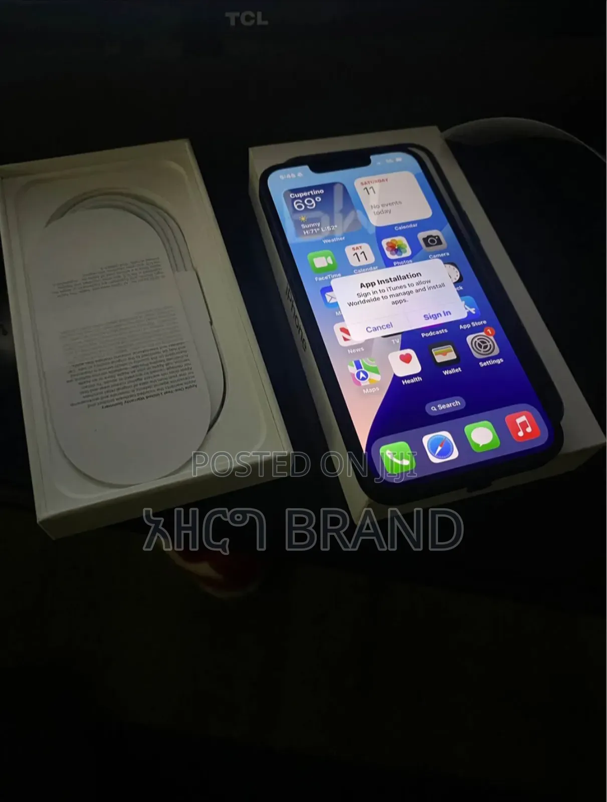 New Apple iPhone 16e 256 GB Black