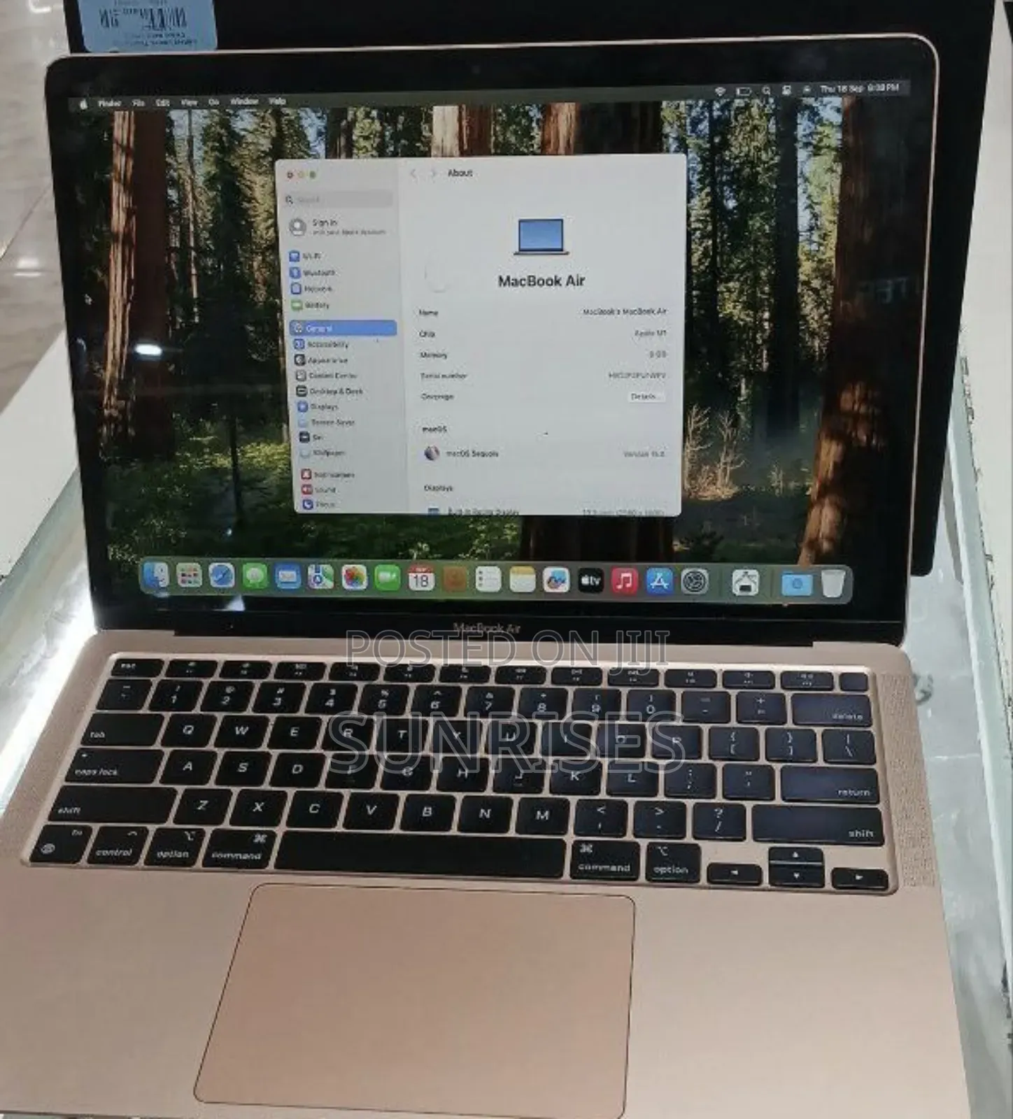 New Laptop Apple MacBook Air 2020 M1 8GB Apple M1 SSD 256GB