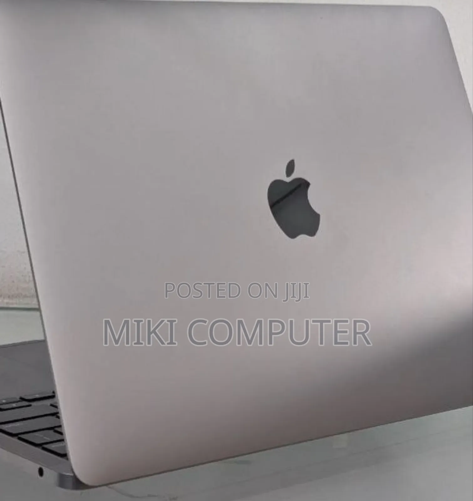 New Laptop Apple MacBook Air 2020 M1 16GB Intel SSD 256GB