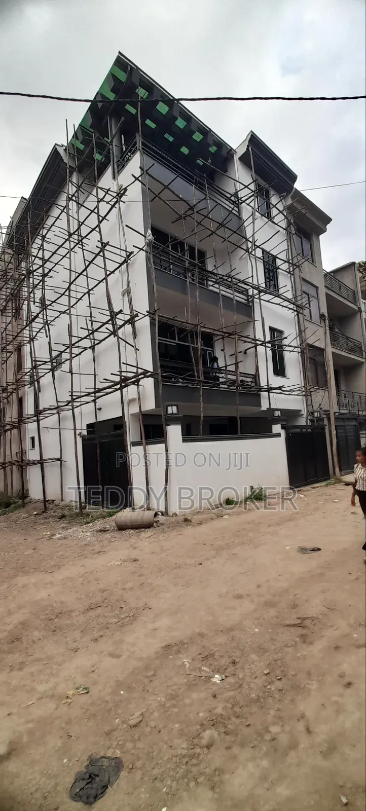 8bdrm House in Haile Garment, Nifas Silk-Lafto for sale