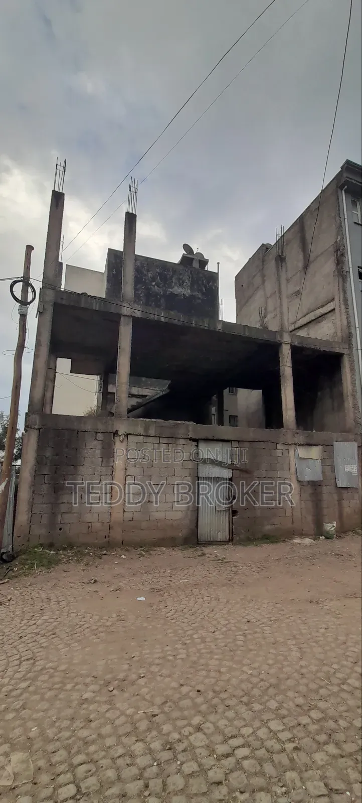 7bdrm House in Haile Garment, Nifas Silk-Lafto for sale