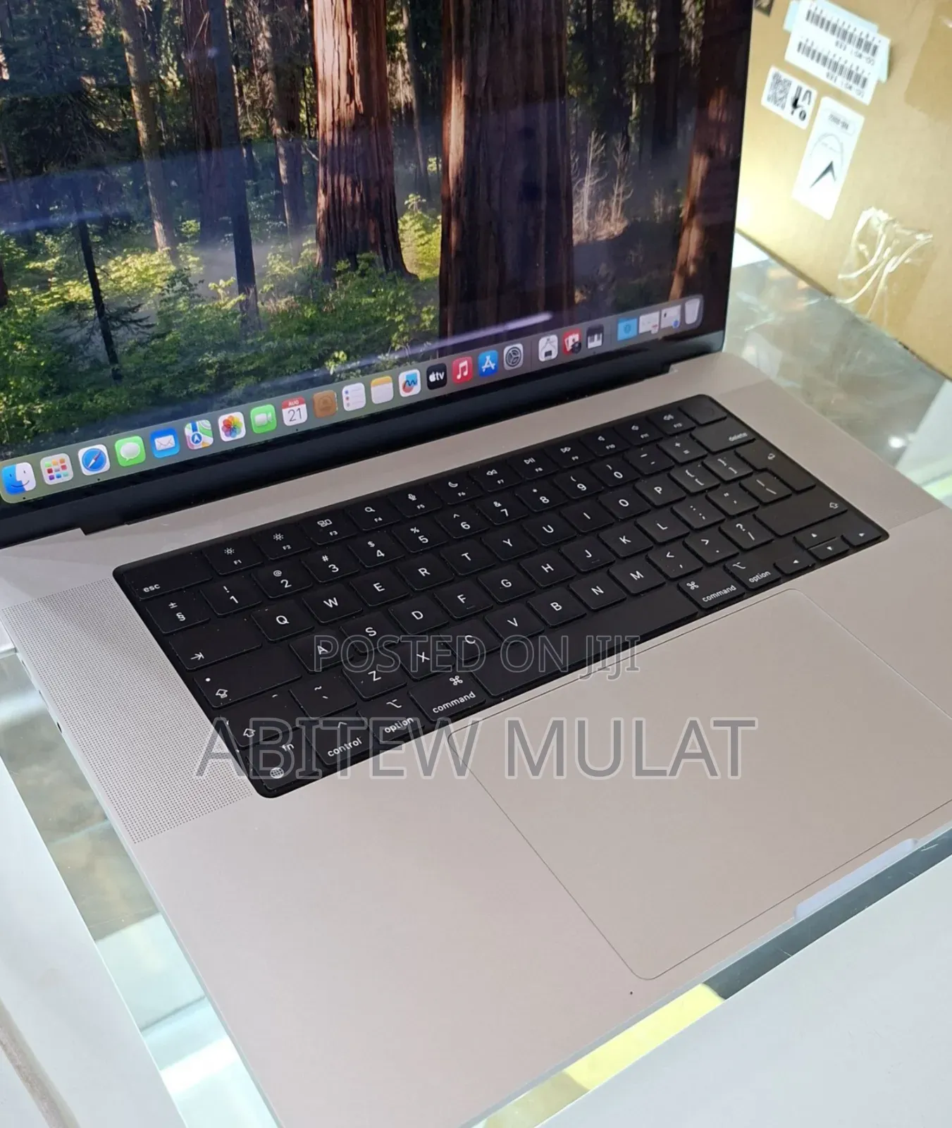 New Laptop Apple MacBook Pro M1 16GB Apple M1 SSD 1T