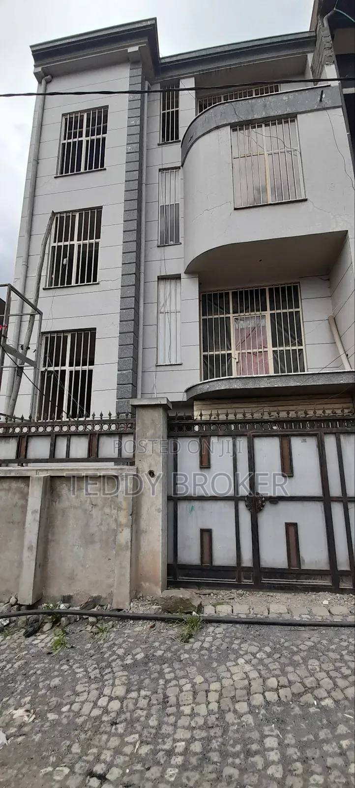 7bdrm House in Haile Garment, Nifas Silk-Lafto for sale