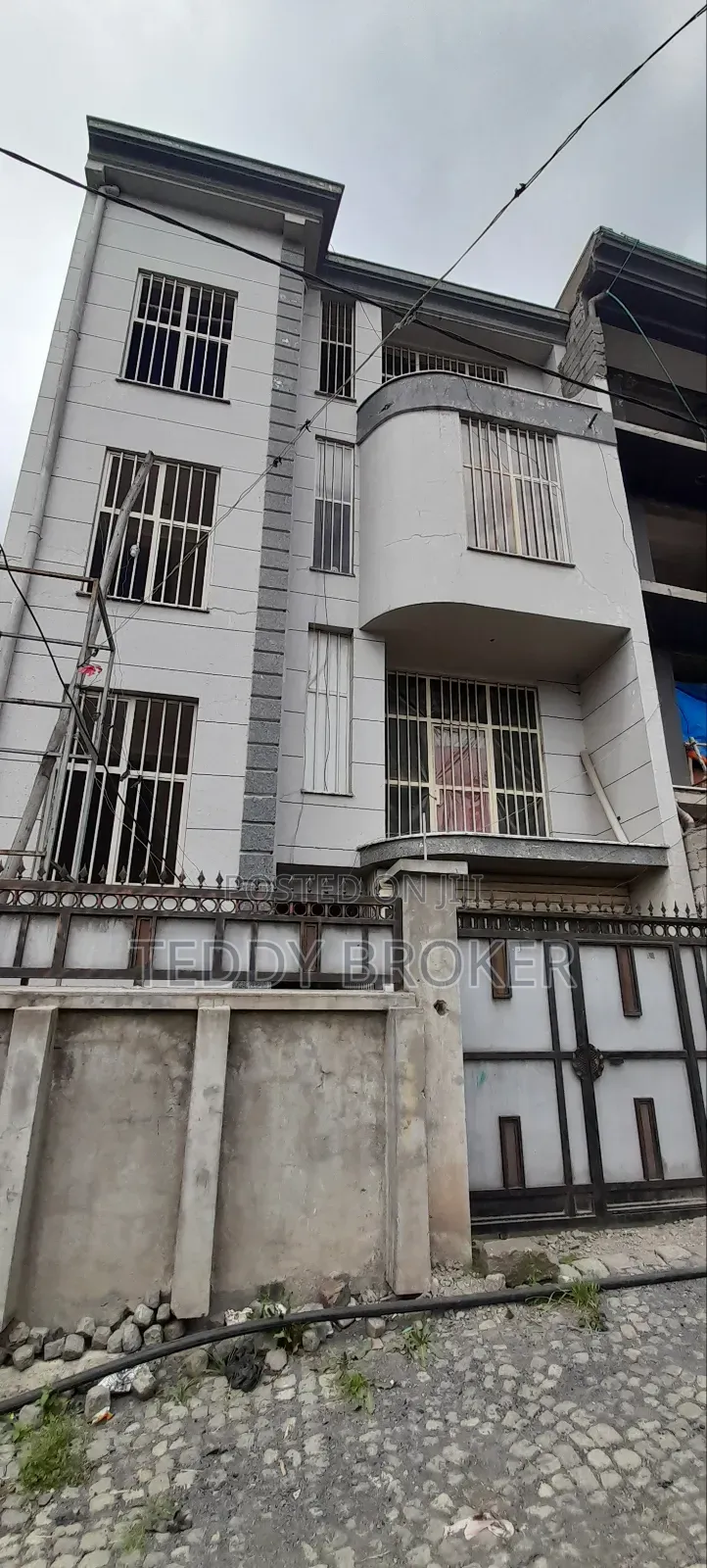 7bdrm House in Haile Garment, Nifas Silk-Lafto for sale