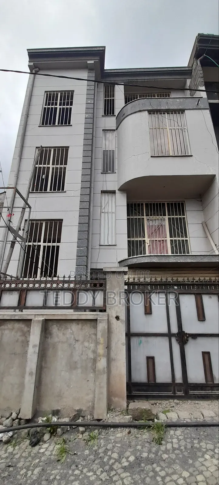 7bdrm House in Haile Garment, Nifas Silk-Lafto for sale