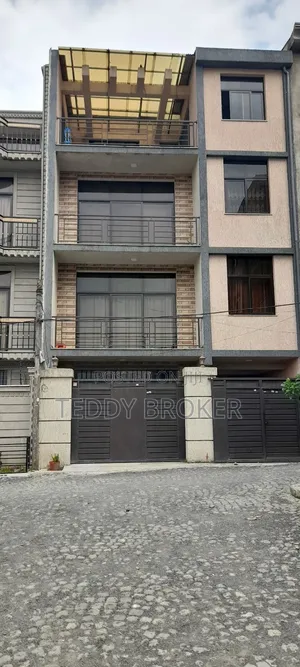 8bdrm House in Haile Garment, Nifas Silk-Lafto for sale