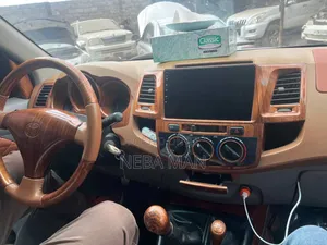 Toyota Hilux 2.5 D-4D Double Cab 2008 White