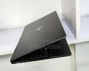 Laptop HP Envy X360 16GB AMD Ryzen 5 SSD 256GB