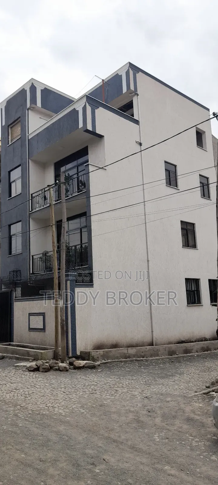 8bdrm House in Haile Garment, Nifas Silk-Lafto for sale