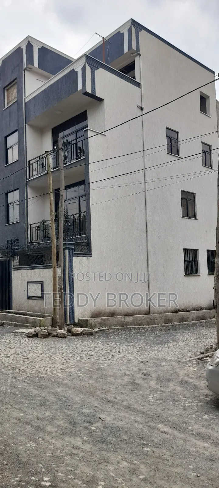 8bdrm House in Haile Garment, Nifas Silk-Lafto for sale