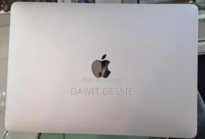 Photo - New Laptop Apple MacBook Air 2022 M2 8GB Apple M2 SSD 512GB