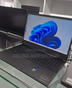 Photo - New Laptop HP Omen 17 16GB Intel Core I7 SSD 1T