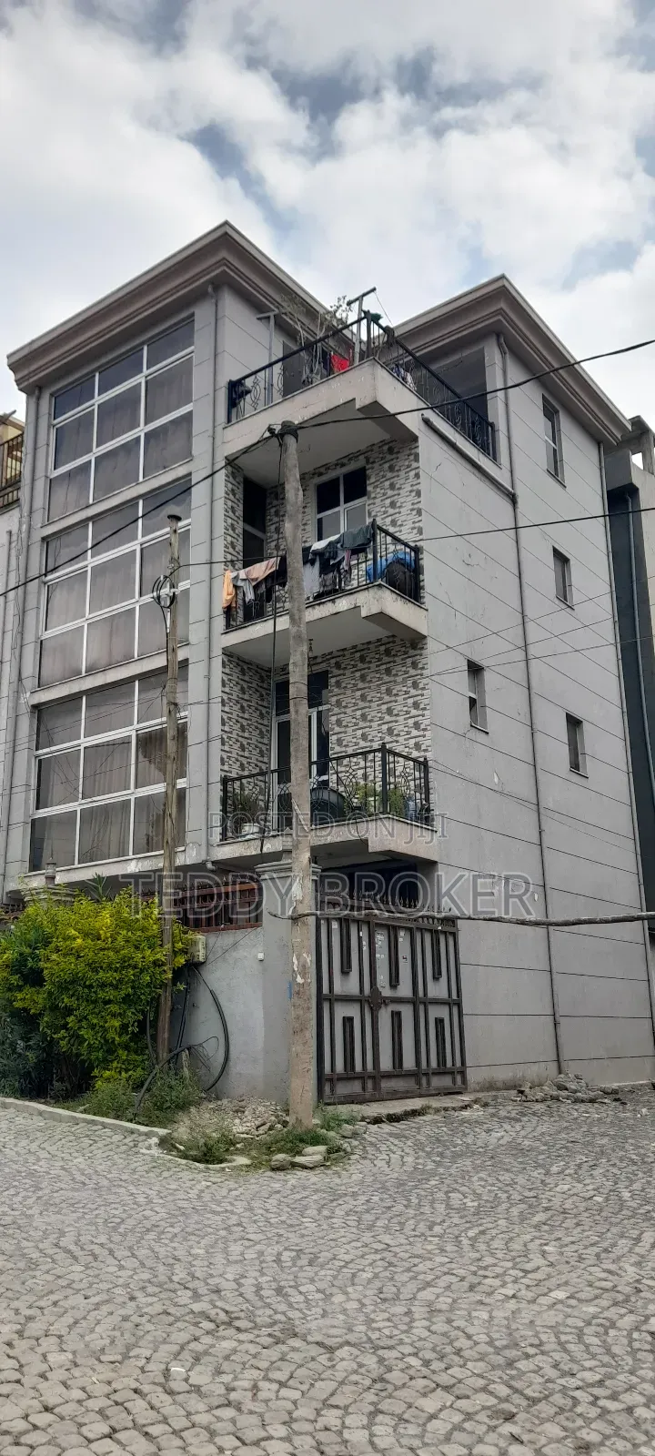 7bdrm House in Haile Garment, Nifas Silk-Lafto for sale