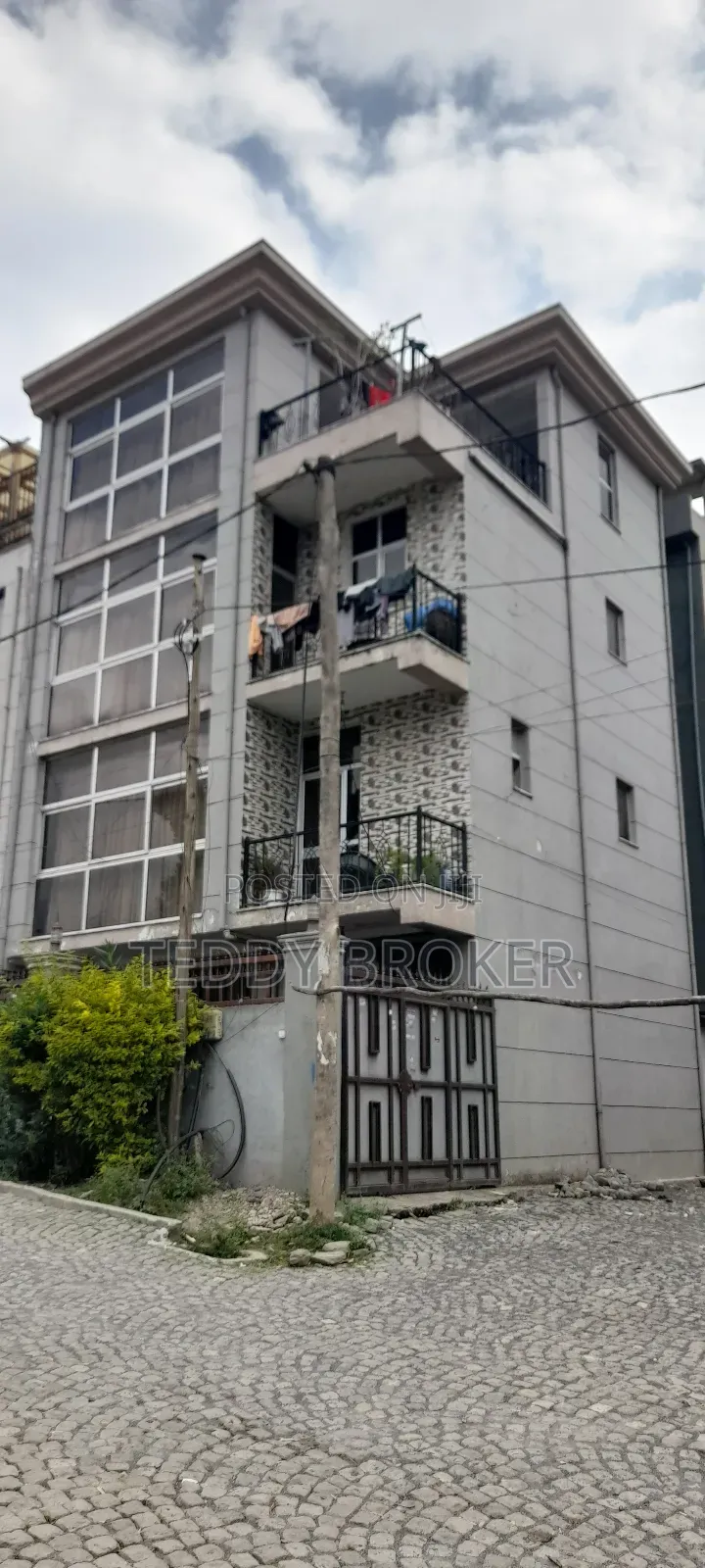 7bdrm House in Haile Garment, Nifas Silk-Lafto for sale