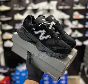 Photo - New Balance 6090 Black Colour