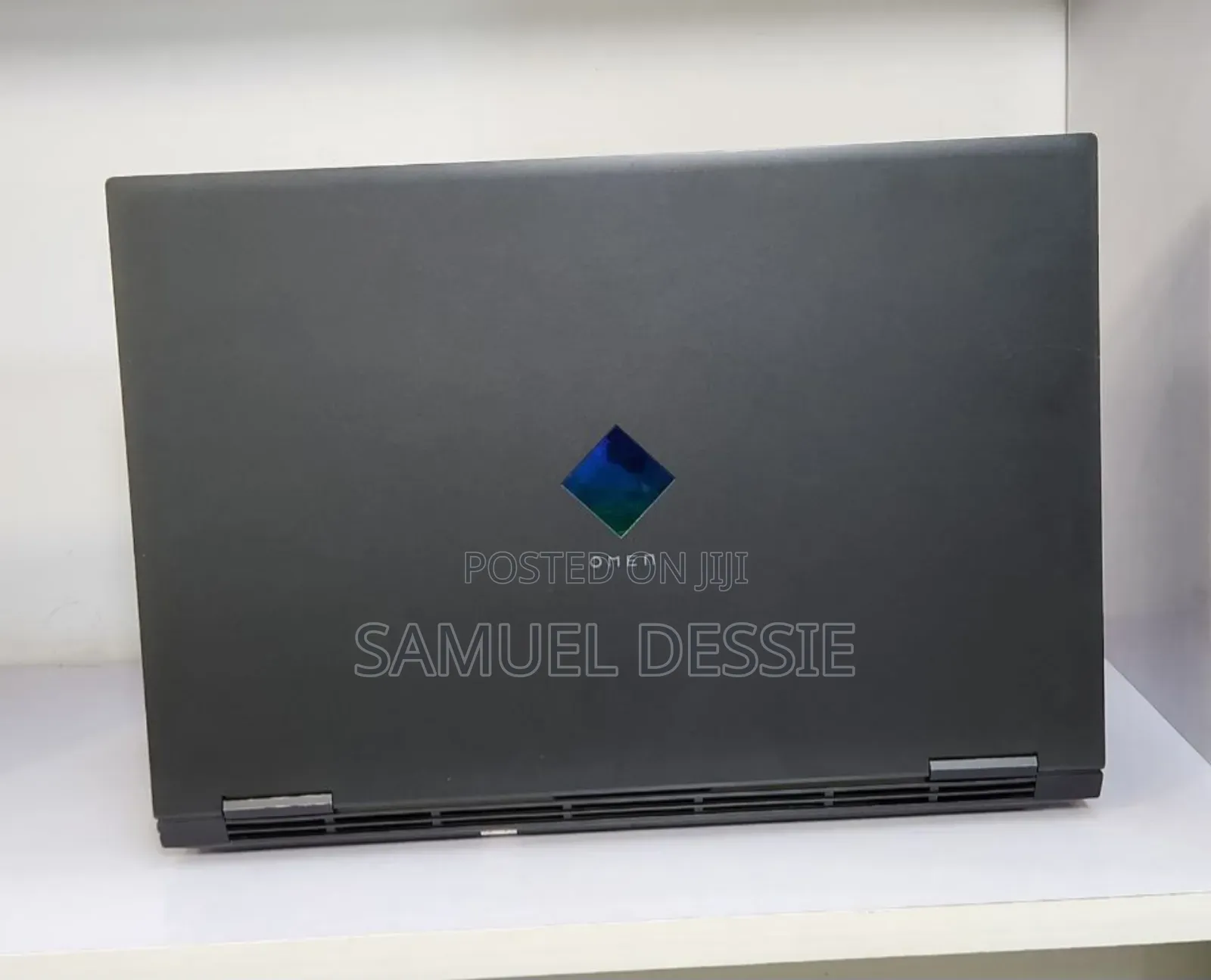 New Laptop HP Omen 15 16GB AMD Ryzen 7 SSD 512GB