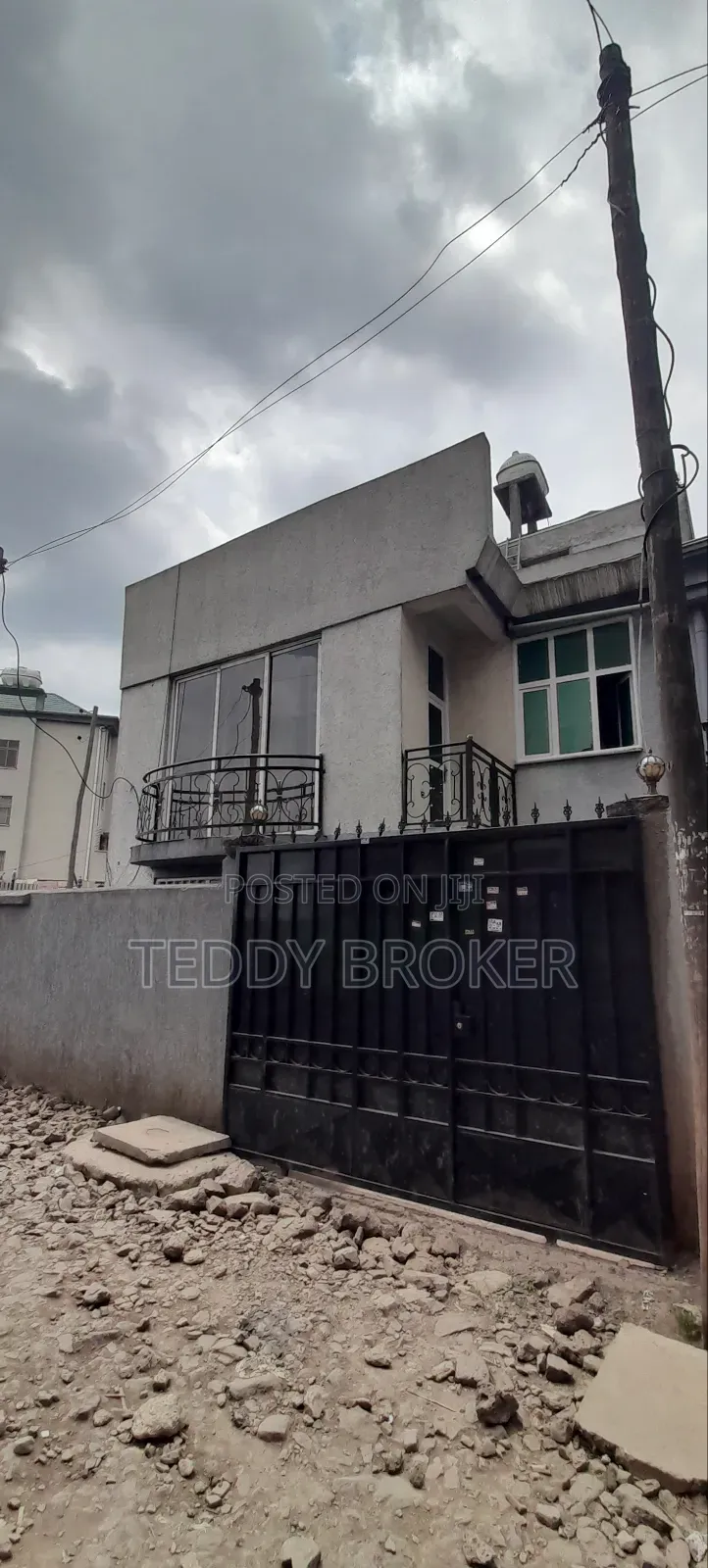 4bdrm House in Haile Garment, Nifas Silk-Lafto for sale