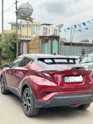 Toyota C-HR LE FWD 2020 Burgundy