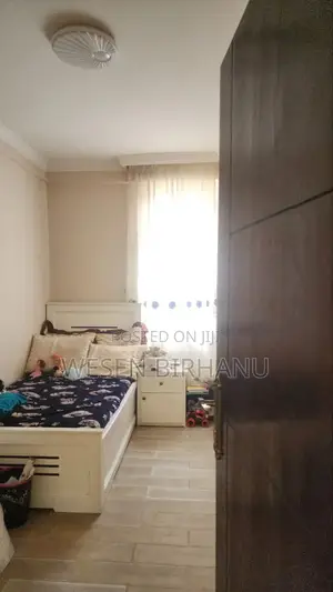 3bdrm Block of Flats in Kondiminem 40/60, Addis Ketema for sale