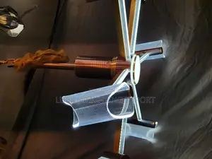 ዘመናዊ የኮርኒስ መብራት