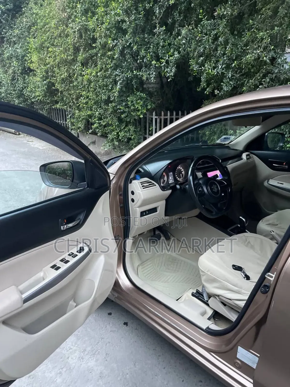 Suzuki Dzire 2022 Gold