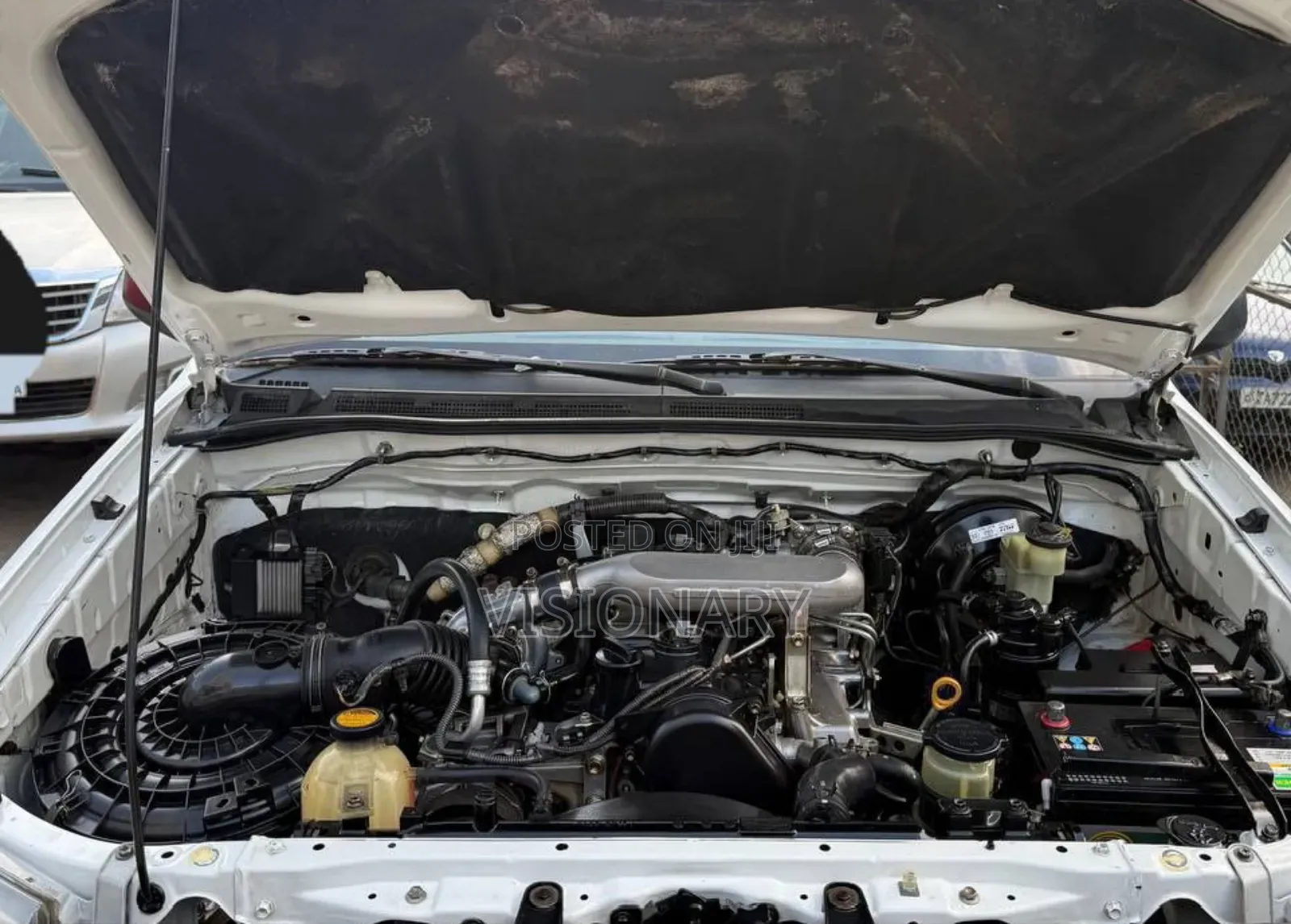 Toyota Hilux 2010 White