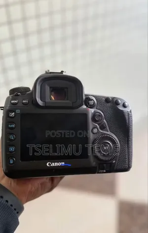 Urgent ! Canon Mark Iv With 24-105 F.4