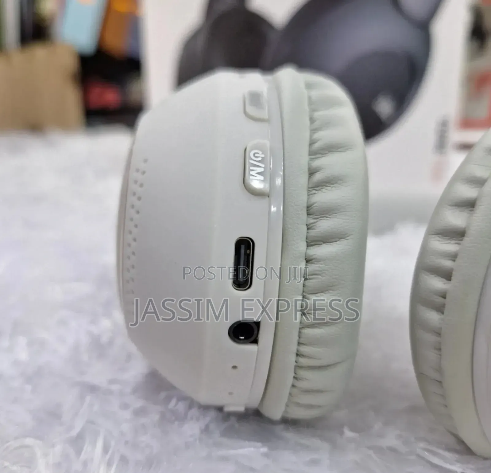 JBL Deep Crystal Clear Voice Headphones 