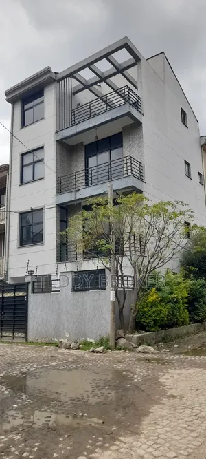 7bdrm House in Haile Garment, Nifas Silk-Lafto for sale