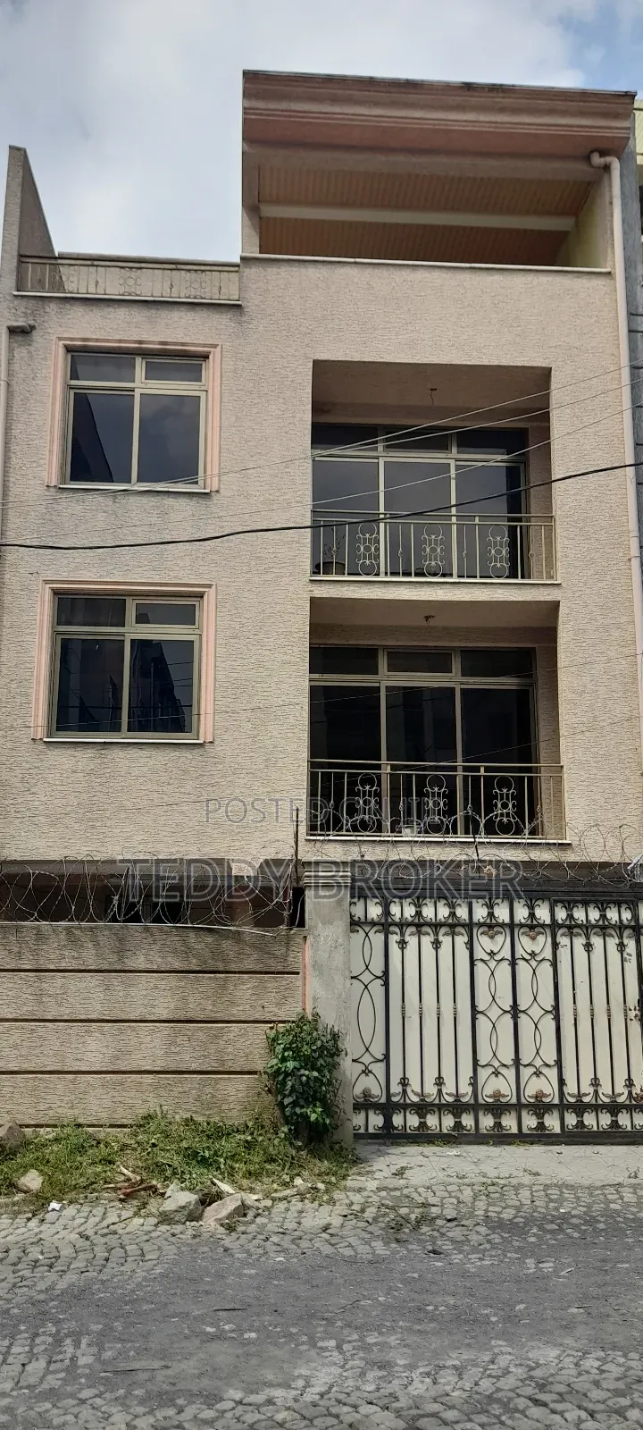 6bdrm House in Haile Garment, Nifas Silk-Lafto for sale