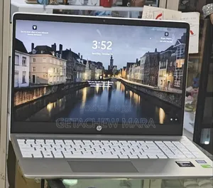 New Laptop HP Pavilion 15 8GB Intel Core I5 SSD 128GB